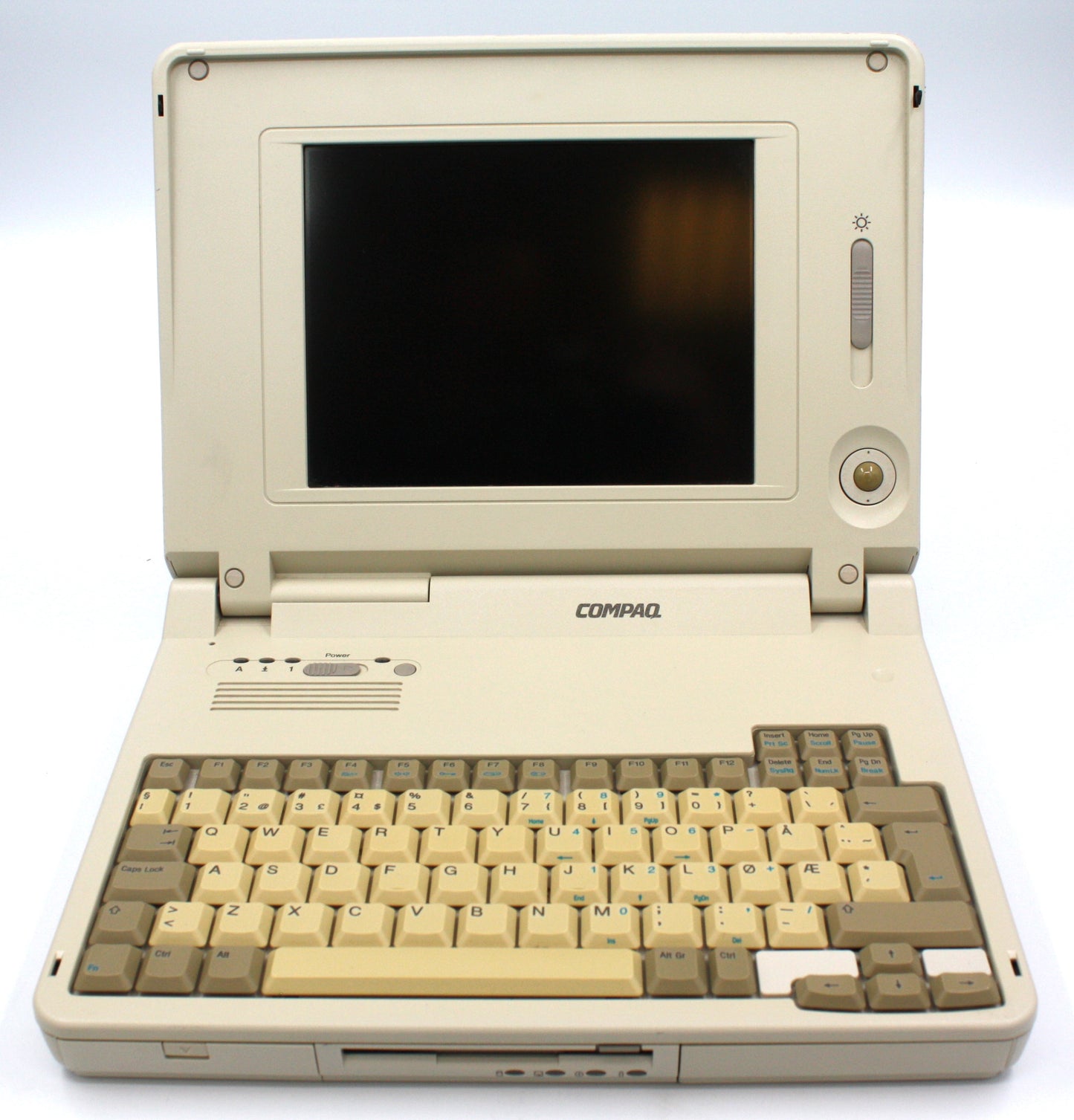 Compaq LTE Elite 4/40CX